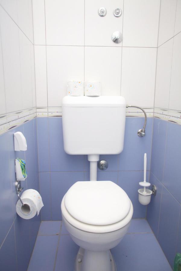 Apartments Nakir สลาทิเน ห้อง รูปภาพ
