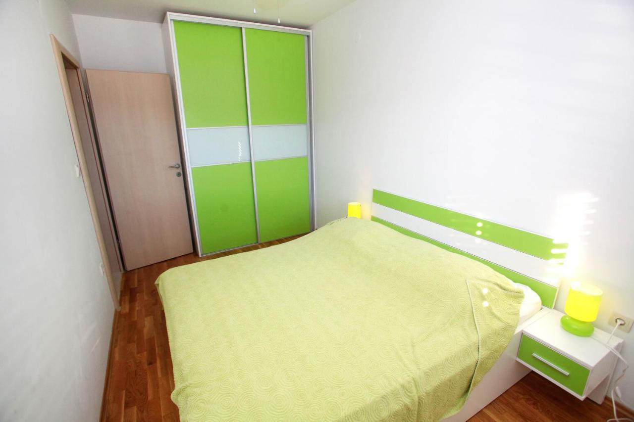 Apartments Nakir สลาทิเน ห้อง รูปภาพ